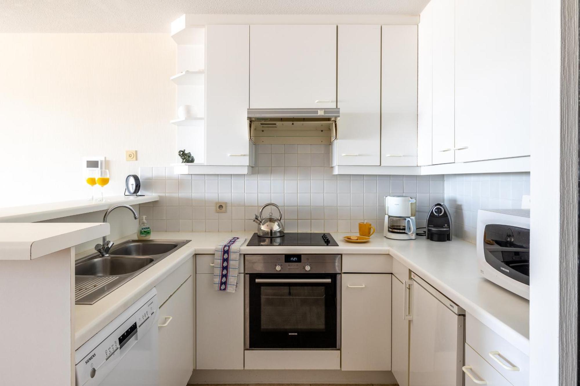 Royal Middelkerke Met Garage Apartment Ngoại thất bức ảnh